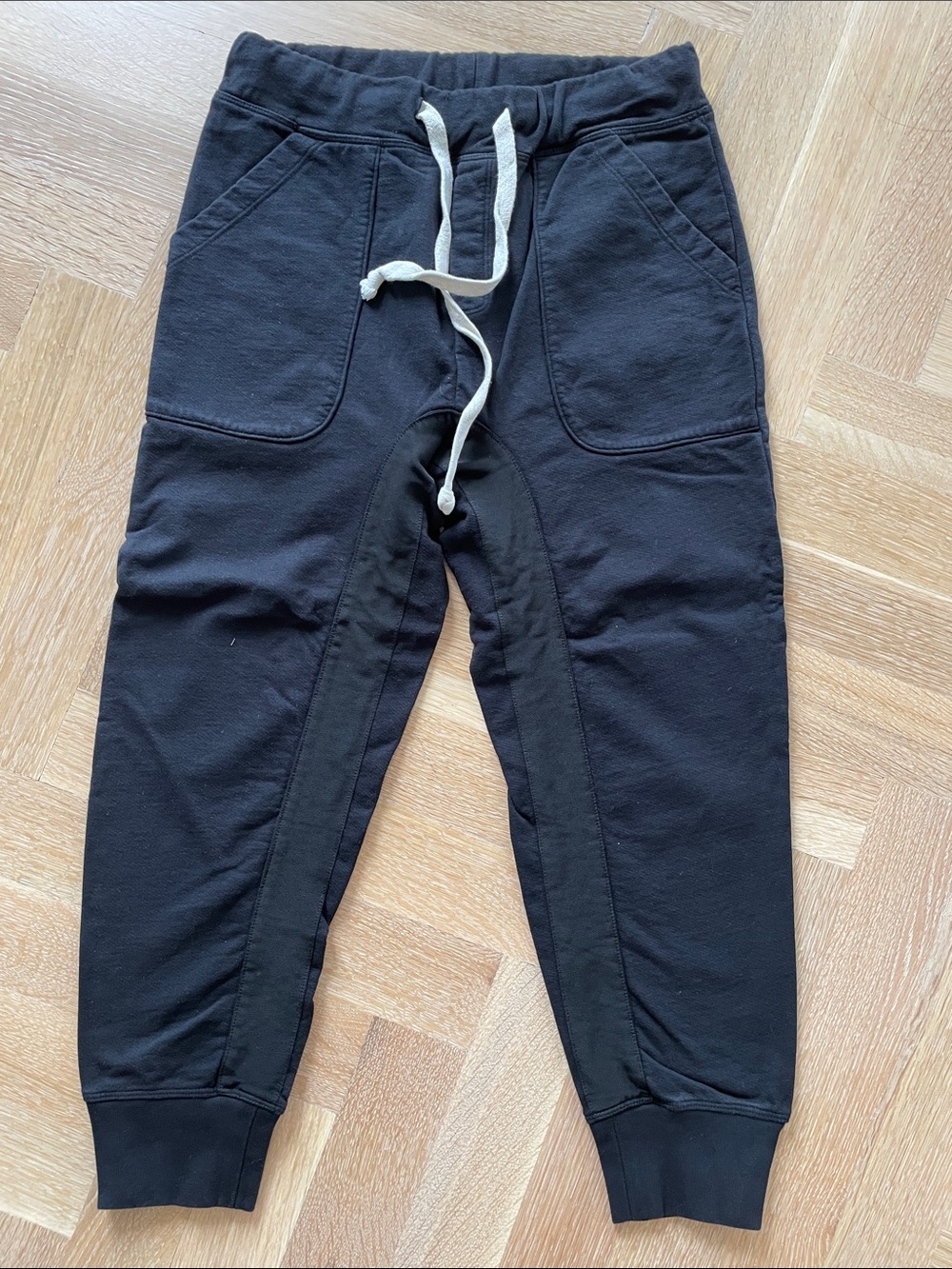 Wilt sweatpants size medium
